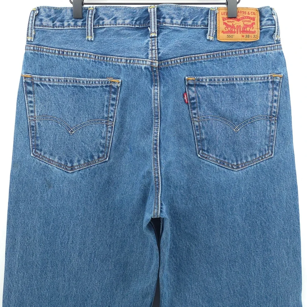 Levi's 550 Mens Relaxed Fit Jeans 38x32 Blue Medium Wash Denim Tapered Leg